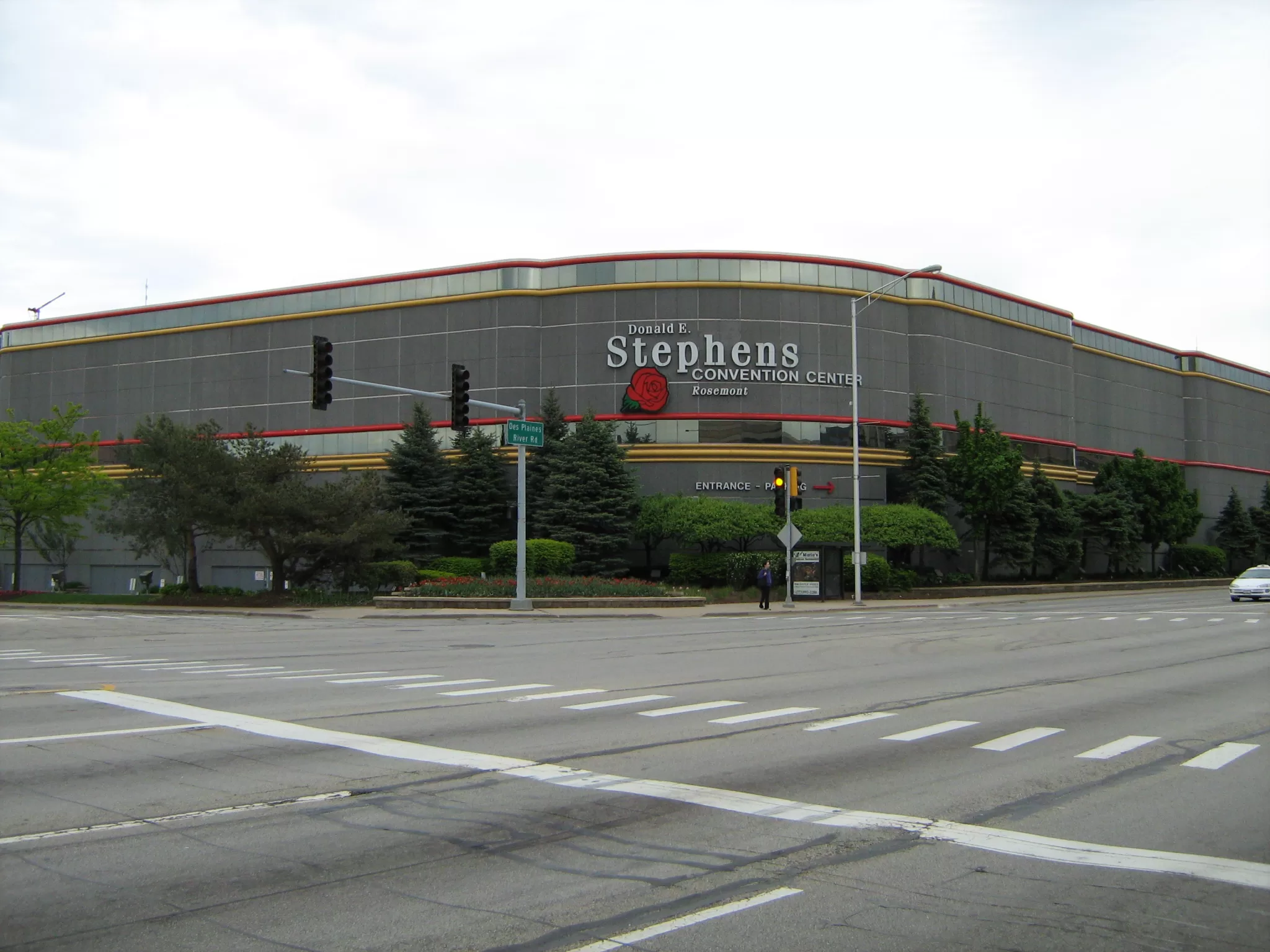 Donald E. Stephens Convention Center located in Rosemont